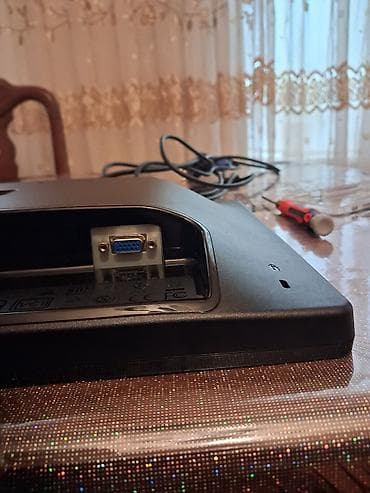 ipone 5: Tecili satıtıl ideal pakofqadan menedi BenQ LCD monitor - Model: BenQ — 5