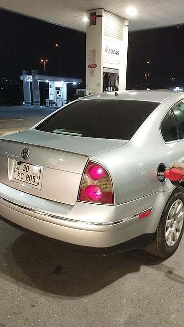 guzgusu: Volkswagen Passat: 1.8 l | 2001 il Sedan — 4