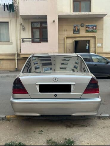 4 goz maşını: Mercedes-Benz C 180: 1.8 l | 1997 il Sedan — 2