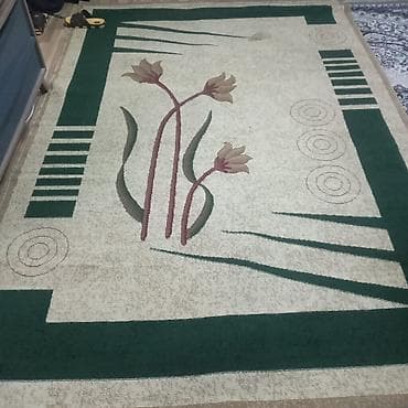 Xalça – müasir floral dizayn 2×3 - Rənglər: krem fon, tünd yaşıl kənar