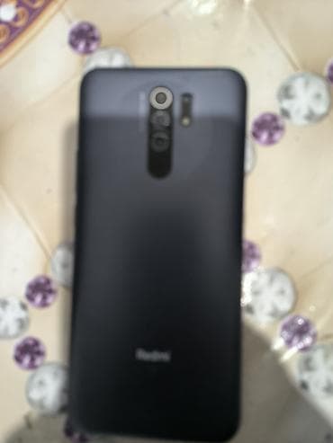 хвох сериес с: Xiaomi Mi 9, 32 ГБ, цвет - Черный, 
 Сенсорный — 3