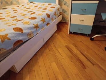 korpə carpayı: Oğlan və qız üçün, Təknəfərlik çarpayı, Yazı masası — 4