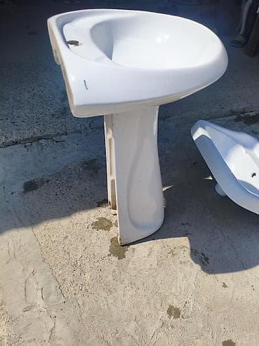 tulpan gulu: Ağ keramika əlüzüyü və pedestal lavabosu dəsti - Material: cilalanmış — 3