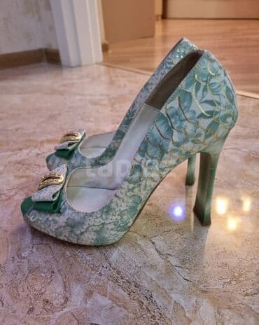 школьные туфли: Туфли, Размер: 38, Б/у — 2