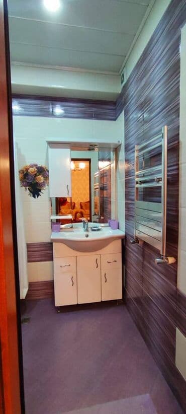 1 otaqlı kohnə tikili: 2 otaqlı, Yeni tikili, 63 kv. m — 12