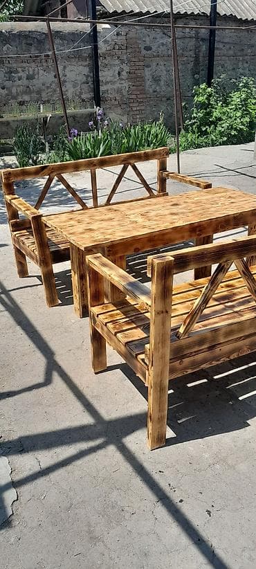 bağ ucun stollar: Taxta mebel dəsti — 1