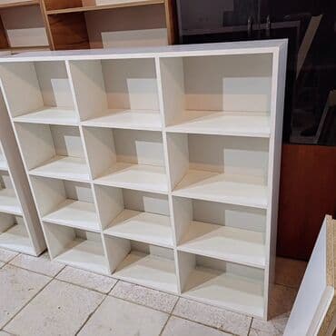 demir polkalar: Refler yenidir. hundurluk 130 sm eni 140 sm derinlik 25 sm refler — 1