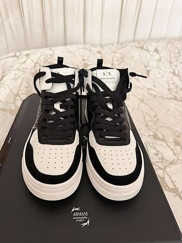 armani saat: Armani Exchange original məhsuldur 350 manata alinib ayaq razmernə — 1