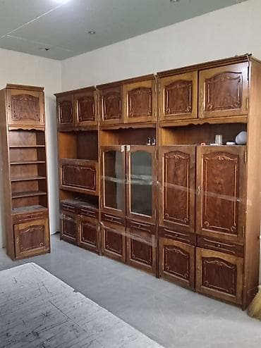 Klassik üslubda iri ölçülü modular qonaq otağı divar mebeli