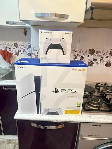 playstation salon: Teze upakovka Ps 5 slim - 1 tb yaddas 1 il resmi zemanet Qiymet sondu — 1