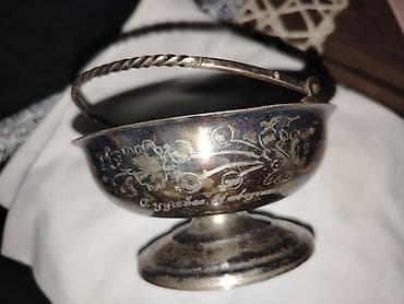 Gümüşü rəngli metal vaz/kiçik qab – əl işi oymalarla - Material — 1