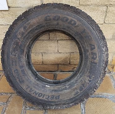 traktor şinleri: Şin GoodYear 295 / 80 / R 22,5 — 1