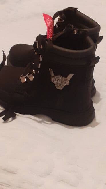 треккинговая обувь бишкек: Qara uşax botinkasi ici mexli 28olcudu amma 26ya gedər cunki ici — 3