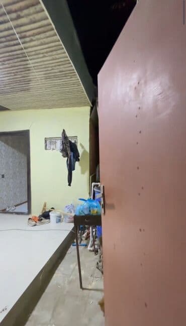 30 mine evler: 3 otaqlı, 70 kv. m, Orta təmir — 1