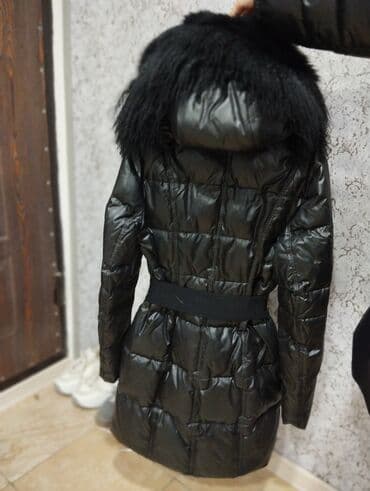 Cinslər: Kurtka S razmer.yeni kimidi.mex natura lama 10 azn — 2