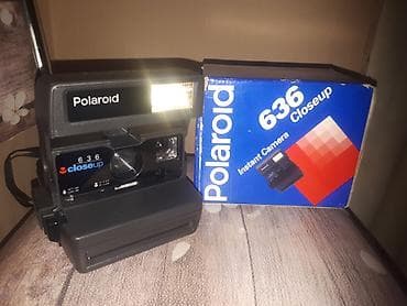 par utu: Bu model Polaroid 636 Closeup-dur — 1990-cı illərdə çox məşhur olmuş — 2