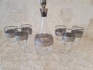 acar naboru: Şüşə qrafin və qədəh dəsti - Tərkib: 1 ədəd qapaqlı şüşə qrafin + 6 — 2