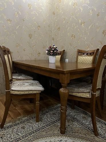 komputer masalari: Qonaq otağı üçün, Açılmayan, Dördbucaq masa, 4 stul — 4