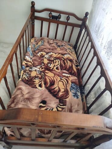 мебель отдам даром: Oğlan və qız üçün, İşlənmiş, Dördbucaq, Beşik, Dəstsiz, Matras ilə, Yellənmə mexanizm ilə — 2