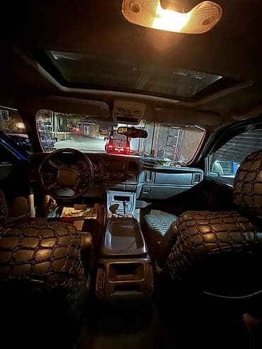 e 250 mercedes: Chevrolet Avalanche: 3.2 l | 2002 il Pikap — 3