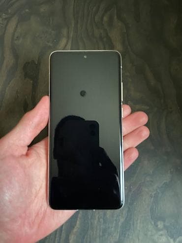 printer rengleri: Vivo X200 Pro, 256 GB, rəng - Sarı — 5