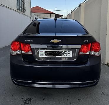 disk r19: Chevrolet Cruze LTZ sedan - Korpus: 4 qapılı sedan, tünd boz rəng - — 2