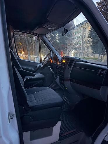 mexanika maşın: Mercedes-Benz Sprinter: 2.2 l | 2011 il Mikroavtobus — 7