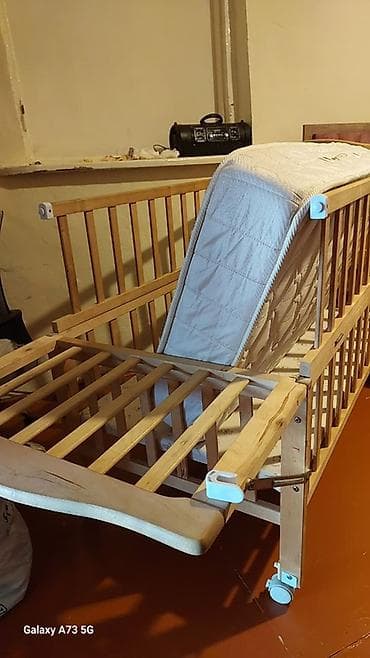 islenmis matras: Taxta beşik + döşəkcə - Material: təbii ağac, laklı səth - Ölçü — 3