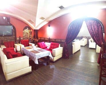 nefis döner masazir: Azadliq metrosuna yaxin yerləşən pab, ümumi sahəsi 200 kv,m olan, ayi — 11