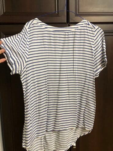 ağ qadın koftaları: İkinci əl əsl yay geyimi cəmi 7 azn Mėret markalı, ağ və mavi zolaqlı — 1