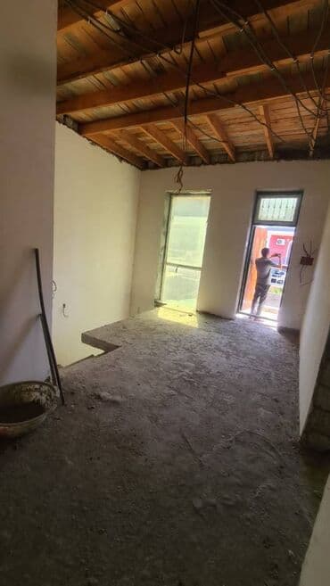 komsomol dairesi: 4 otaqlı, 160 kv. m, Kredit yoxdur, Orta təmir — 21