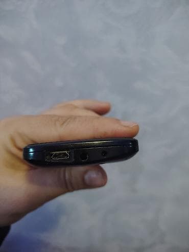 ev telfonları: Nokia 8 Sirocco, 1 TB, rəng - Qara, Sensor, Barmaq izi, İki sim kartlı — 4