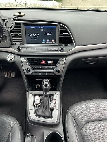 port baqaj: Hyundai Elantra: 1.6 l | 2018 il Sedan — 7