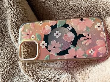 TV və video: IPhone 15 sadə kabrolar təzəsi və işlənmiş olanı var 5~7 arası giymət — 6