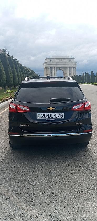 led iwiqlar: Chevrolet Equinox – qara rəngli, 5 yerlik kompakt SUV. Texniki və — 5