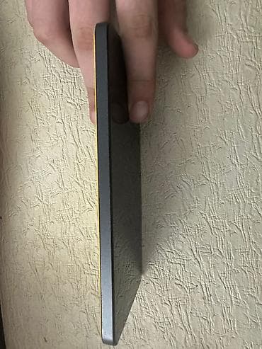 iphone x ekranı: (endirim olmuyacaq ❌)1yarimin telefonudu yacs vezyettde ekraninda bir — 4