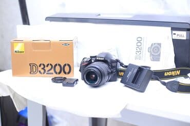 islenmis notebook satisi: NIkon d3200 satilir 18-55mm lens batayrea ve zaryadnoy 4 gb kart — 2