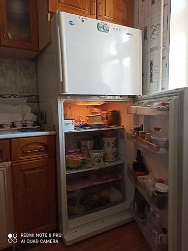 samovar satilir: Samsung iki qapılı soyuducu - Üstdə dondurucu, altda soyuducu bölmə - — 3