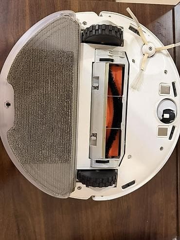 panel radiator: Robot tozsoran-döşəmə yuyucu - Dairəvi, ağ korpus, üst paneldə iki — 2