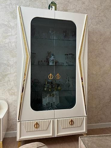 metbex dolab: Qiymət 900 azn
Real. Alıcıya endirim. Olunacaq
Qablar daxil deyil — 1