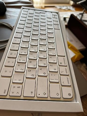 touch atir: 2. Apple Magic Keyboard with Touch ID (az işlənmiş) Type-c ilə birgə - — 3