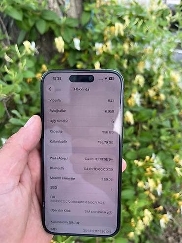 qara çanta: IPhone 15 Pro, 256 GB, Black Titanium, Kredit — 9