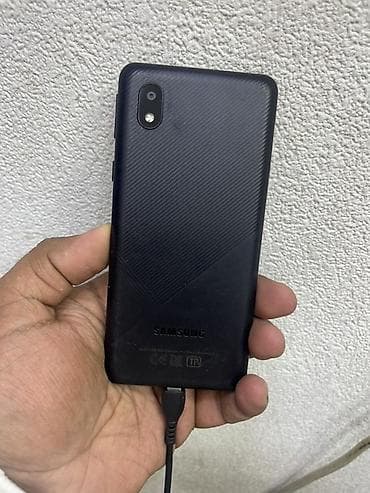 samsung playstation 3: Samsung Galaxy A01 Core, 16 GB, rəng - Qara, İki sim kartlı — 2