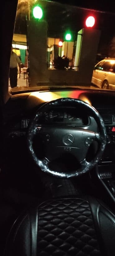 Ötürücü qutuların detalları: Mebel dükanlar Sükan üçün mebel — 5