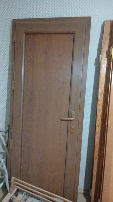 Lak-boya məhsulları: Məhsul: Qapılar və radiator Təsvir: - 1 ədəd radiator: seksiyalı, ağ — 3