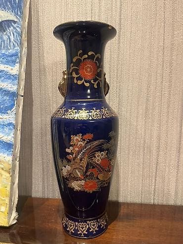 bagema guldan: Bir vaza, Keramika — 4