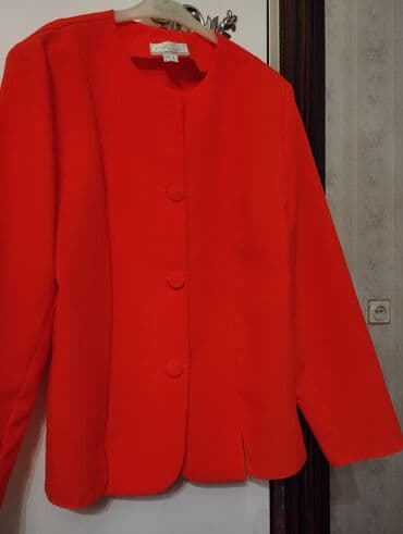 prada eynekleri qiymeti: Kastyum. Qisa model — 1