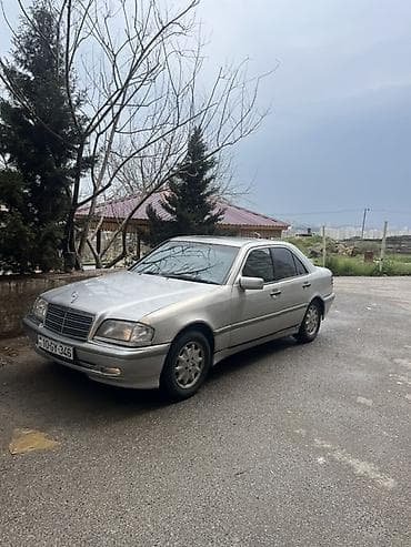 akumlyator alisi: Mercedes-Benz C-Class: 2.2 l | 1996 il Sedan — 8