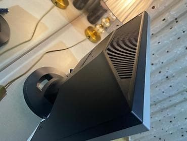 komputer masaustu: Masaüstü kompüter dəsti Tərkibi: - Sistem bloku – ön paneldə DVD-RW — 2