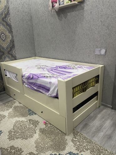 корейские матрасы в бишкеке: Для девочки и мальчика, Б/у, Кровать, С матрасом, С выдвижными ящиками, ДСП — 3